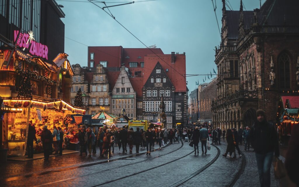 Aufnahme des Bremer Markplatzes während des Weihnachtsmarktes.