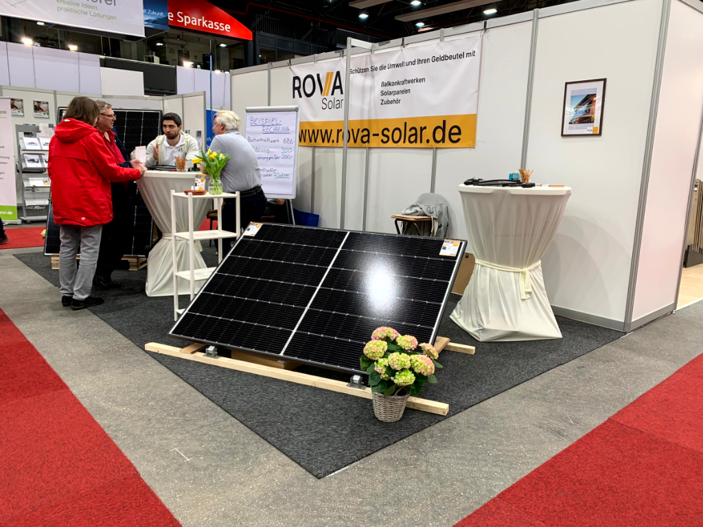 ROVA Solar Messestand auf der NORDHAUS Oldenburg 2023